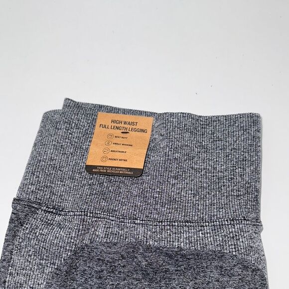 🔥PINK Victoria's Secret Gray Leggings HIGH WAIST
FULL LENGTH LEGGING Sz XL New - Picture 2 of 8